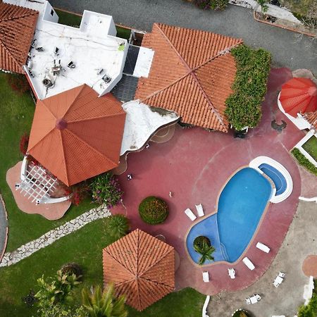 Mia Nueva Gorgona Hotel Екстериор снимка