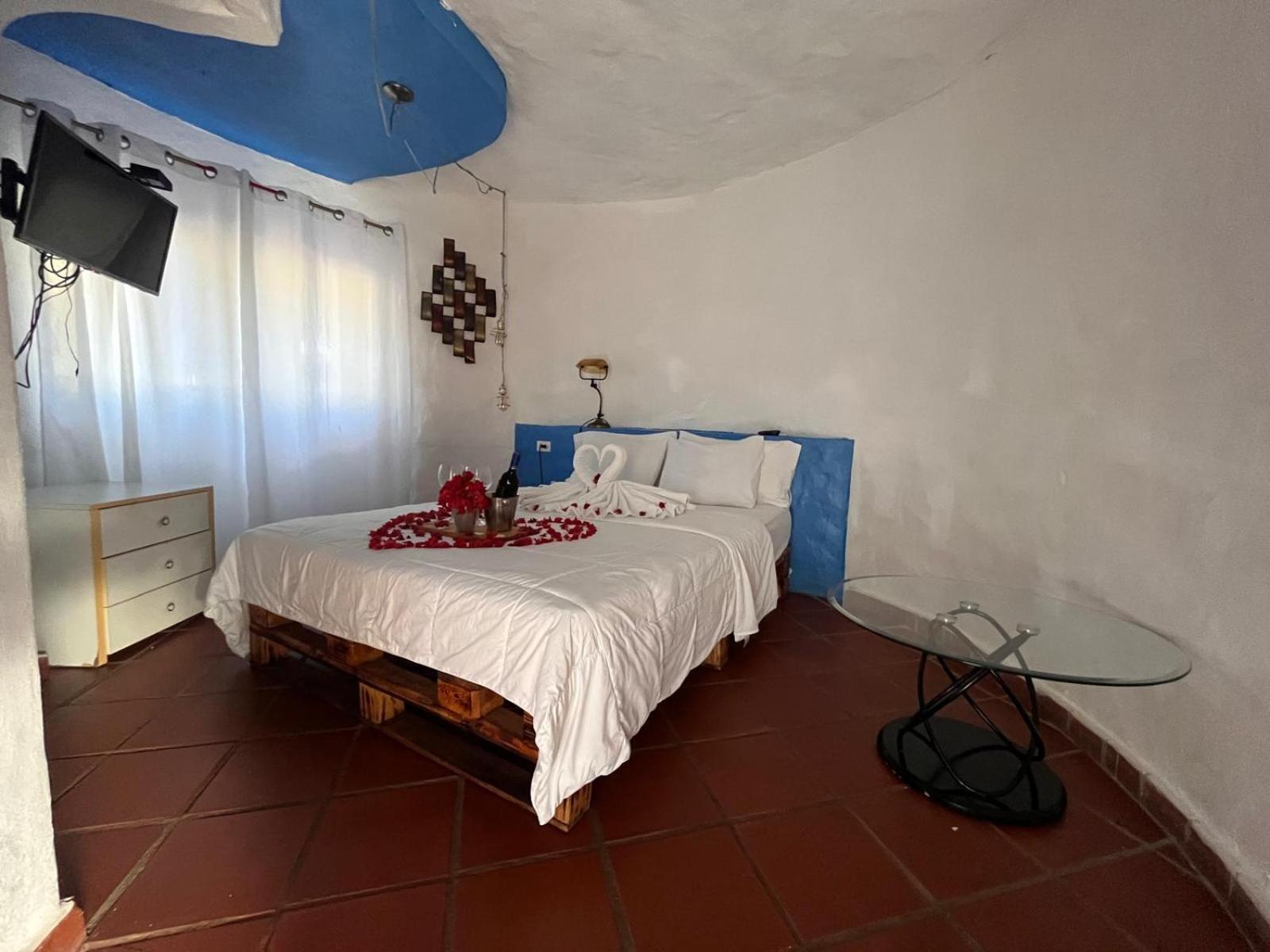 Mia Nueva Gorgona Hotel Стая снимка