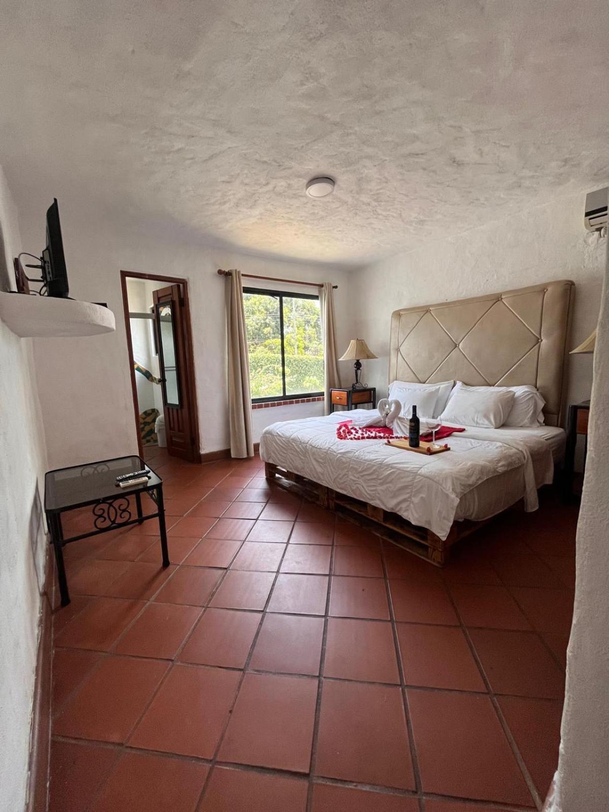 Mia Nueva Gorgona Hotel Стая снимка